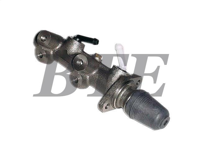 Brake Master Cylinder:113 611 015 BH