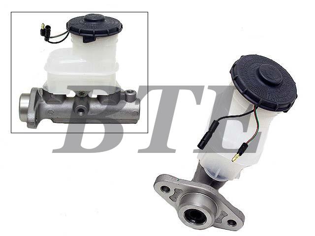 Brake Master Cylinder:46100-S04-A02