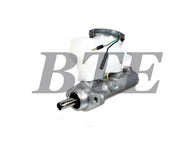 Brake Master Cylinder:46100-SZ5-J11